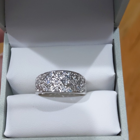 Geometric CZ Band - Picture 2 of 3